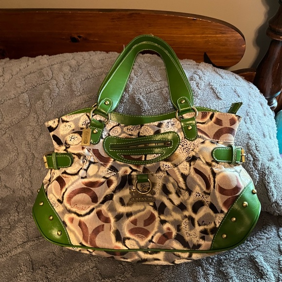 Purse - Picture 2 of 4